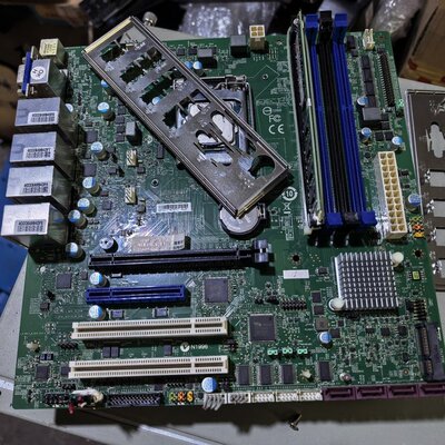 议价艾讯 SYM86360V4GA 4千兆网口工业主板