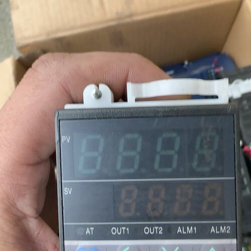 议价正品RKC温控器表CB100