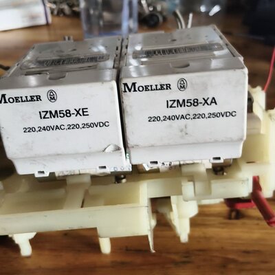 议价Moeller断路器IZM58-XA 断路器IZM58-XE