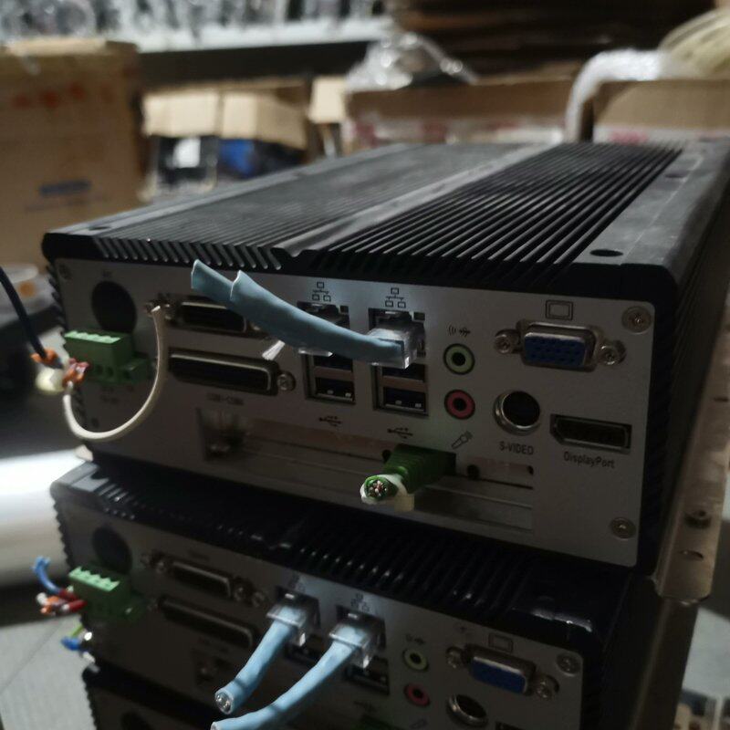 议价双网卡工业设备一体机 ALPTECH BPC-300-F73
