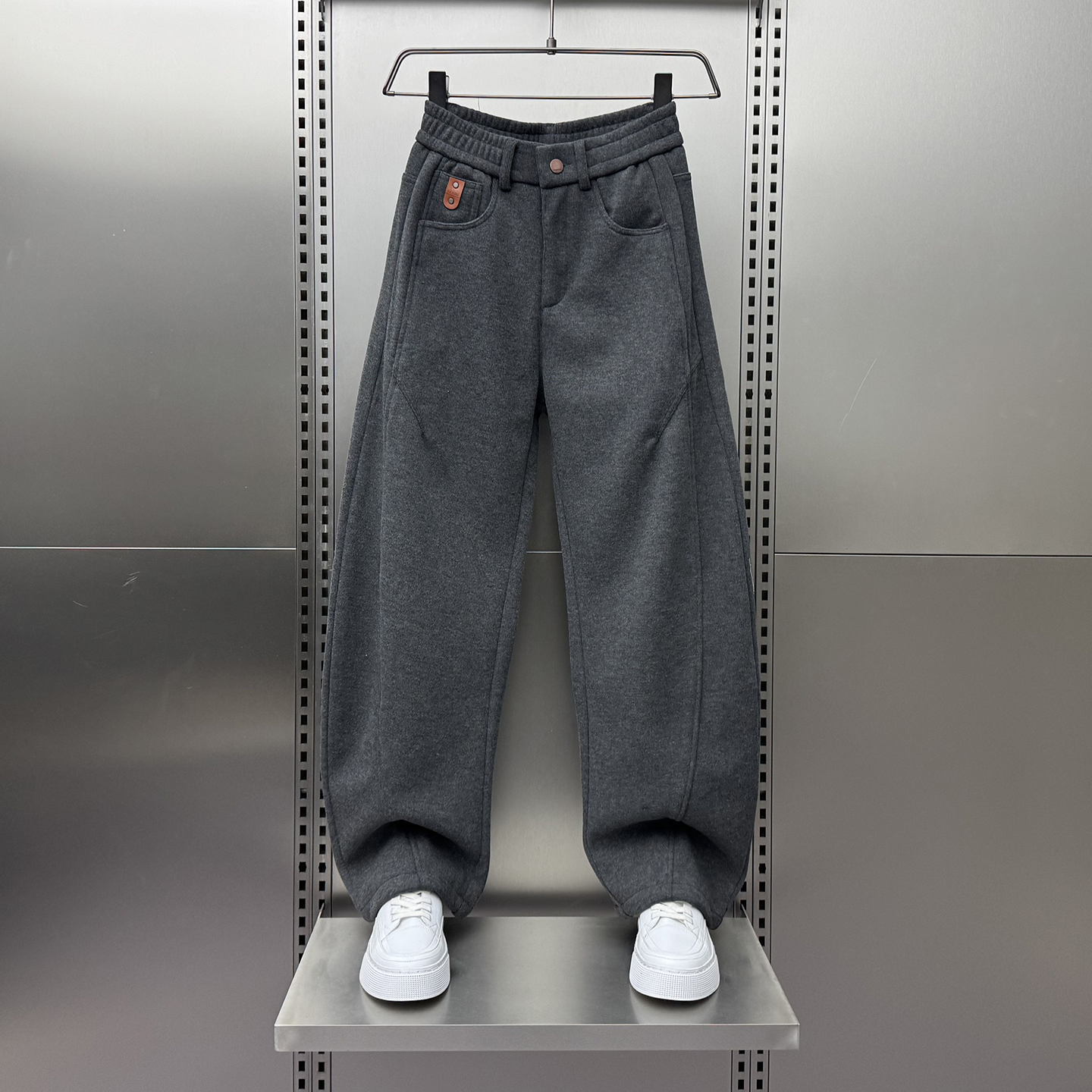 2025冬季新款加绒纯色弯刀休闲裤