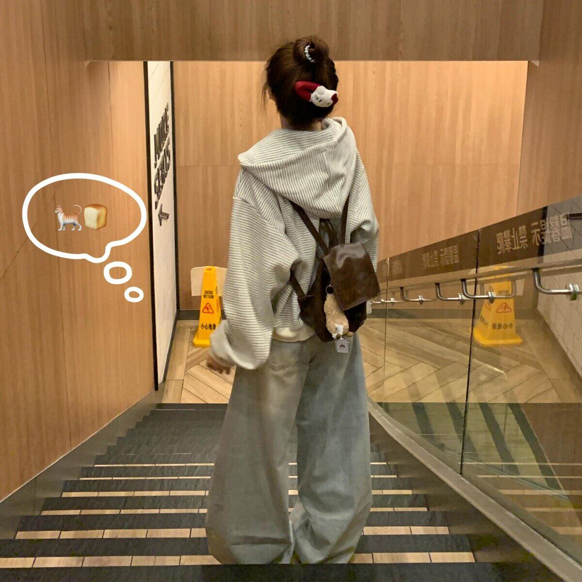 2026新款早春韩系穿搭美式复古慵懒风条纹连帽卫衣外套上衣女春秋