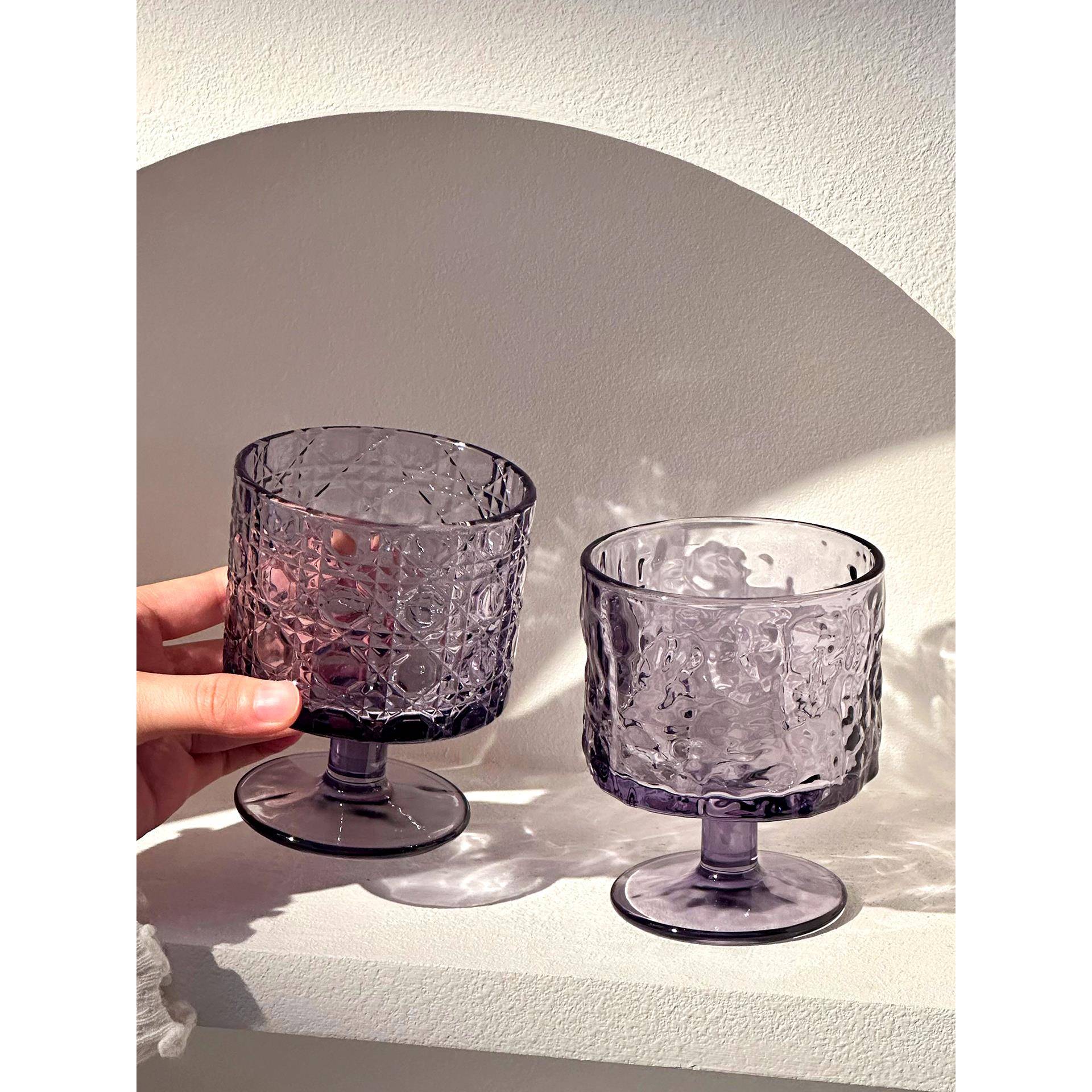 高颜值紫色高脚玻璃杯女生家用覆古浮雕甜品杯咖啡果汁杯鸡尾酒杯