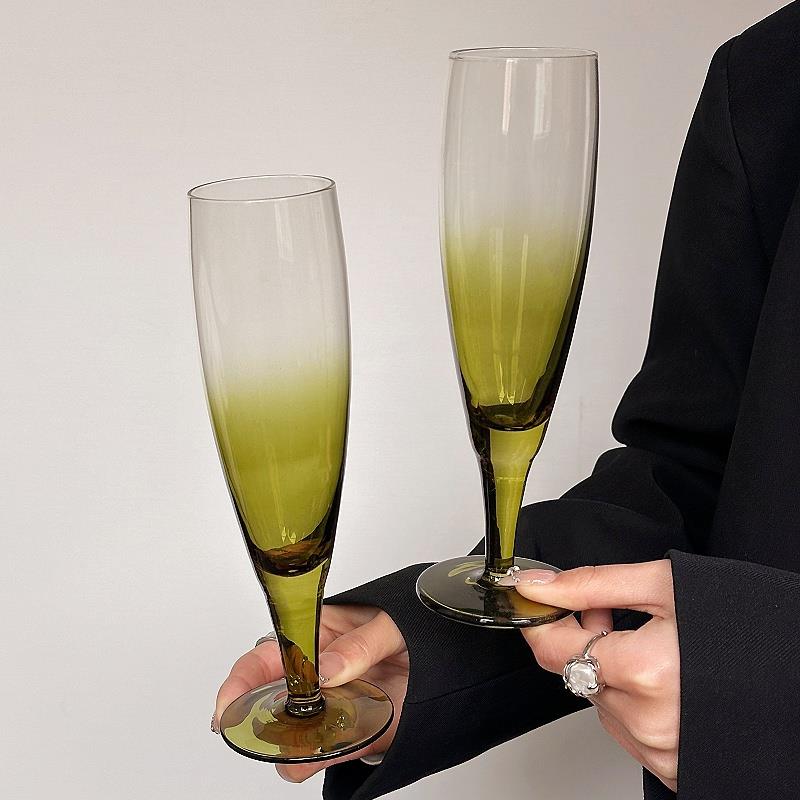 法式渐层绿玻璃杯高脚杯郁金香果汁杯苏打气泡水杯高颜值鸡尾酒杯