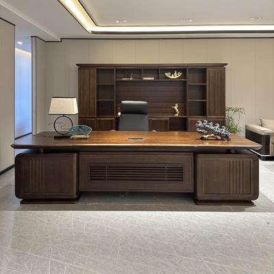 新中式实木老板桌总裁桌办公桌高级感胡桃木总经理大班台2025新款