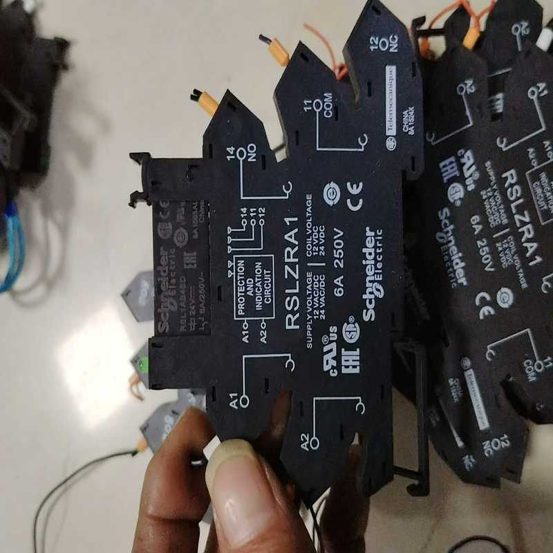 (询价)RSL1AB4BD继电器RSLZVA1底座
