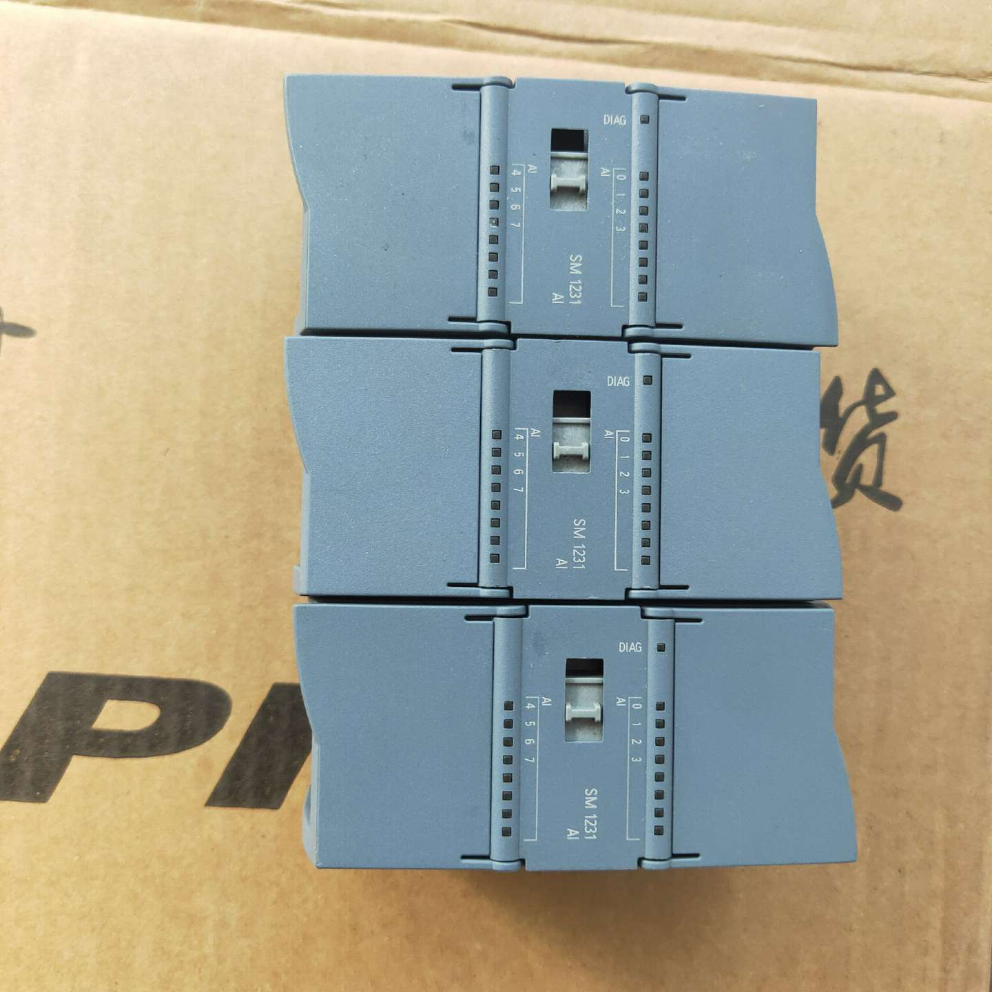 231-4HF32-0XB0 SM1231  8AI~询价