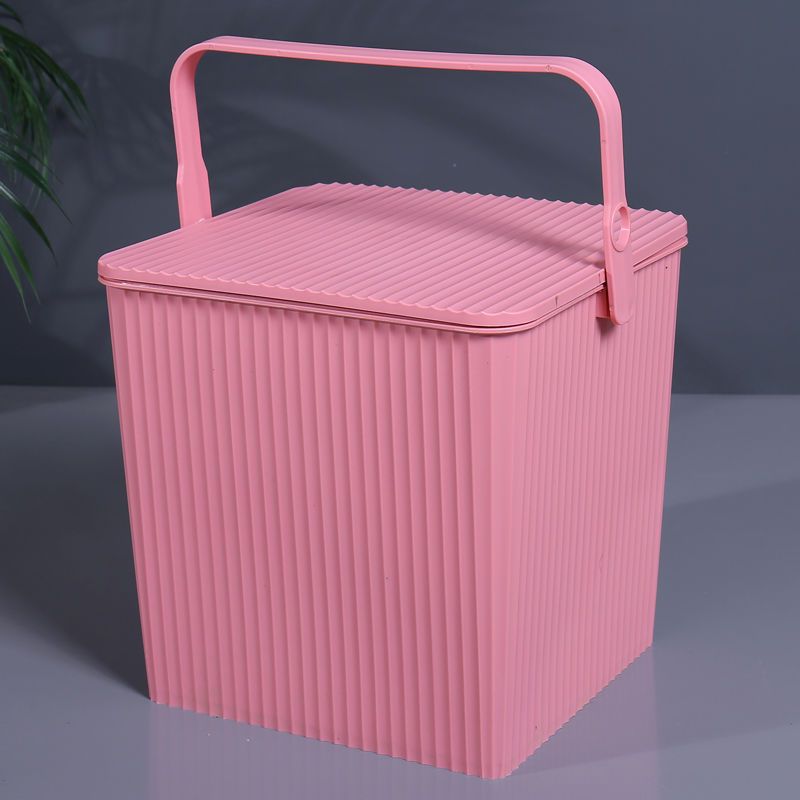 可坐钓鱼桶加厚家用塑料多功能洗车车载洗澡手提方形桶凳水桶带盖