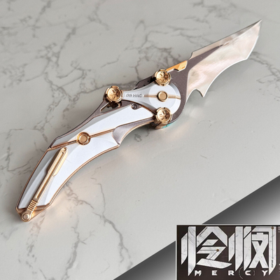 三角洲行动怜悯之刃周边可折叠弹动影锋小刀金属折刀武器模型实物