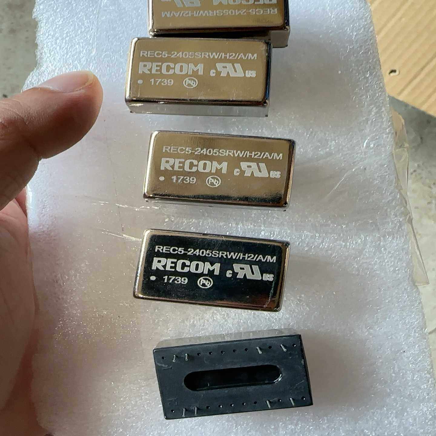 RECOM Power电源模块rec5-2405RWH2~询价