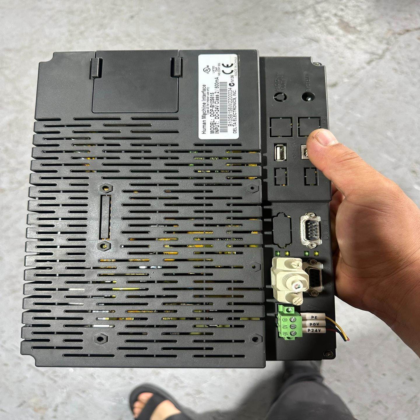 台达触摸屏/DOP-B10S615实物图，用，成色好，喜询价