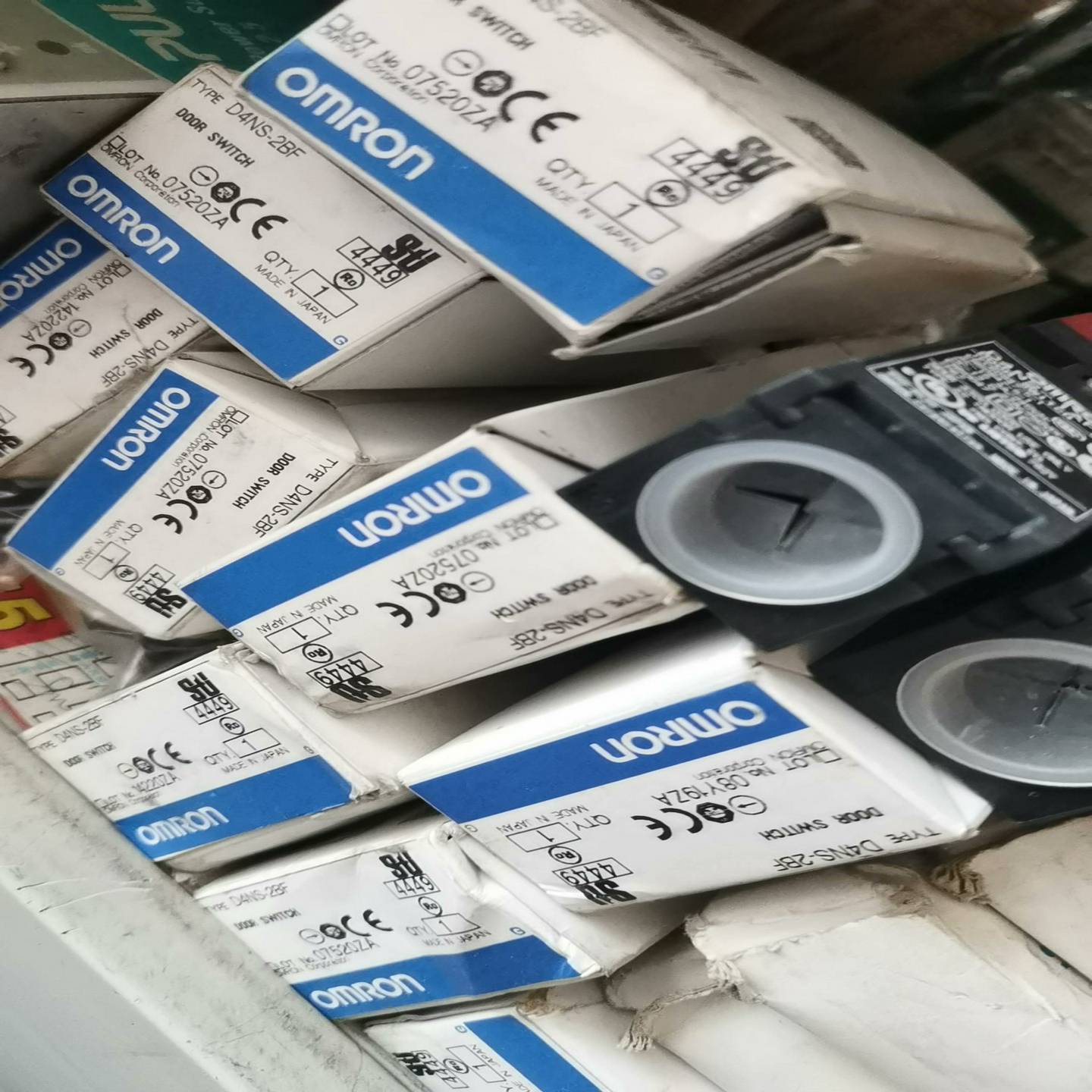 OMROn D4SL-N4NFG-D~询价