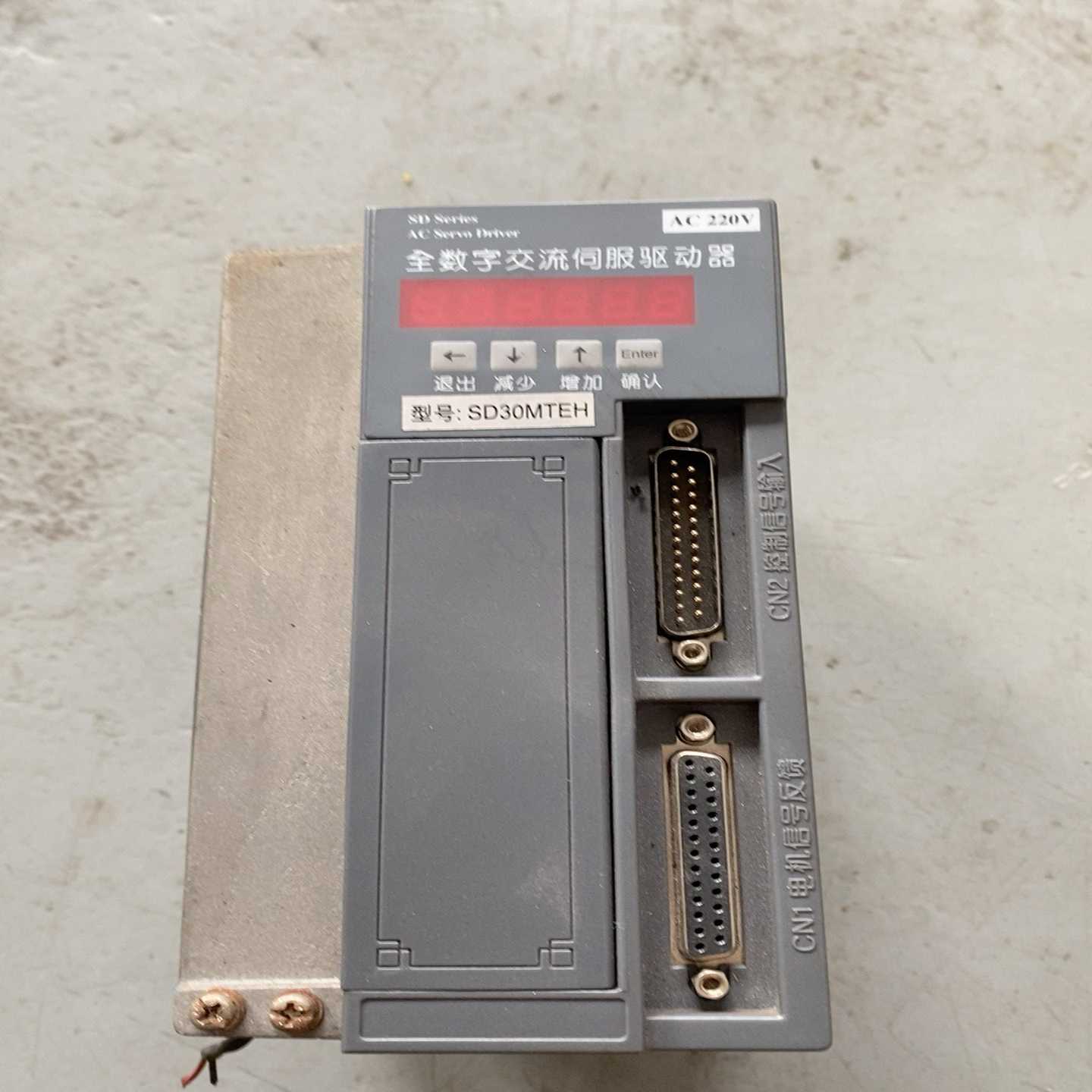 交流伺服驱动器SD30MT E H一台，下来的，功能（gg设备）