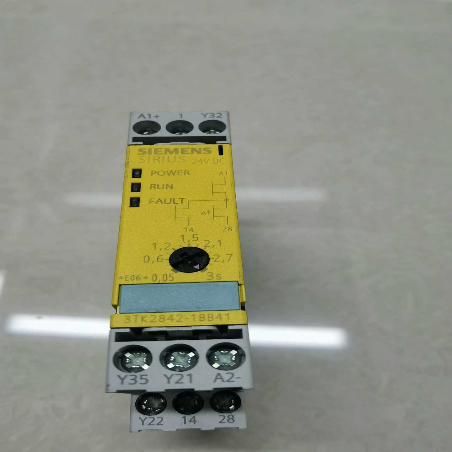 安全继电器3TK2842-1BB41,带包装询价