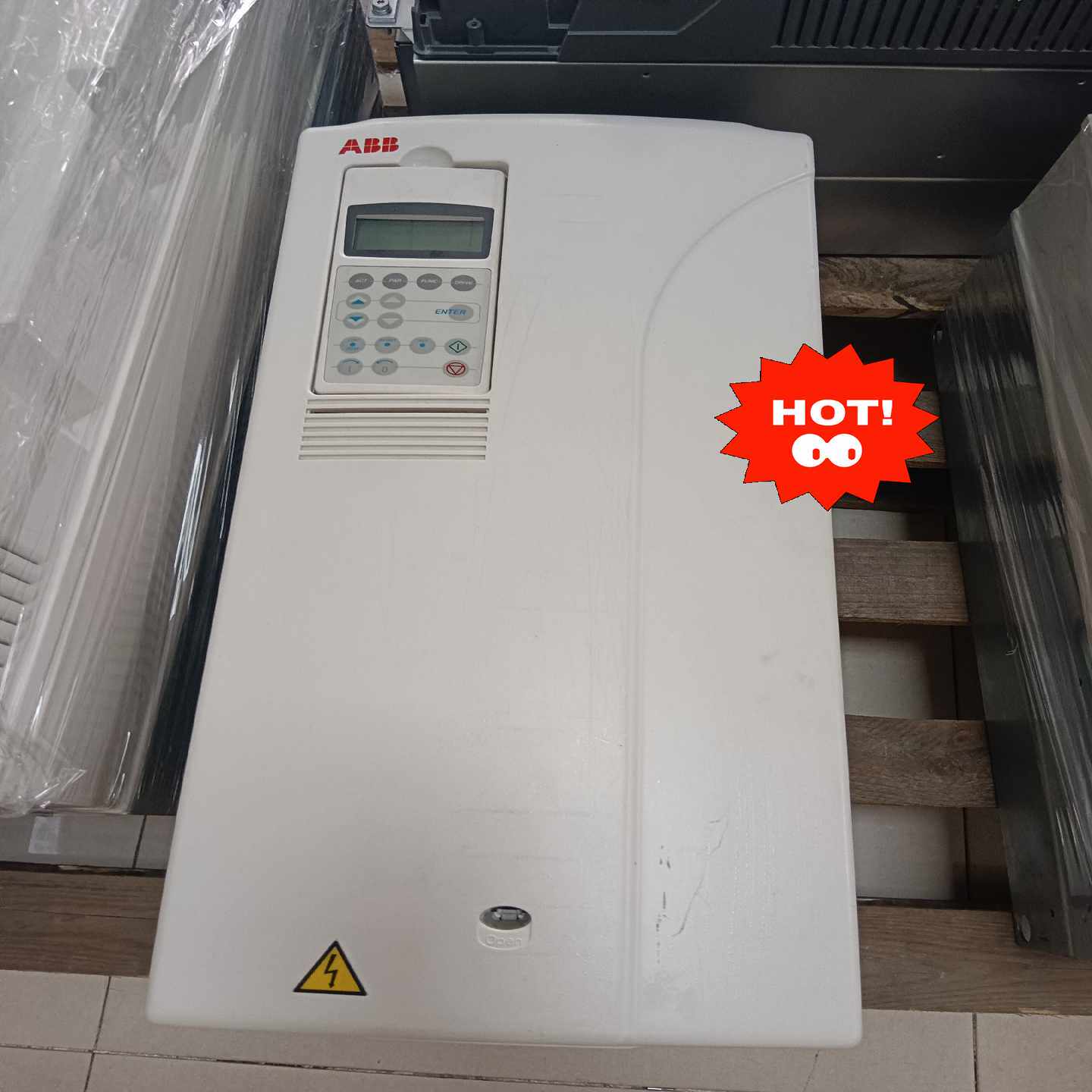 ACS800-01-0075-3+P901  ACS800-（电子设备）