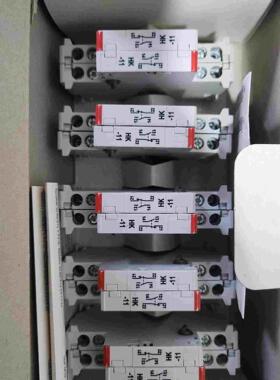 库存 ABB马达辅助开关 HK-11搭配MS325用~询价