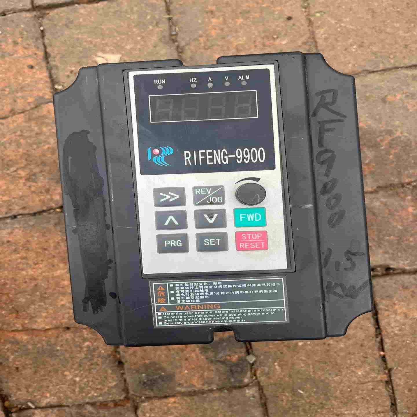 议价日丰变频器 RF9900G-1R5T3B