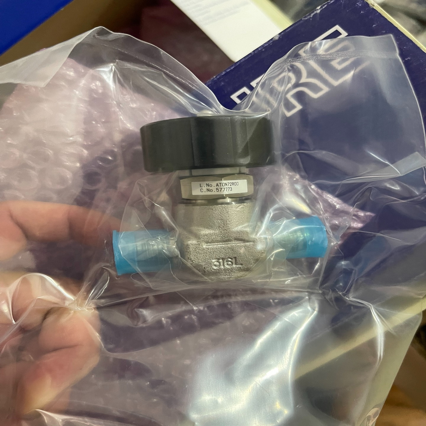 富士金1/4VCR手动隔膜阀型号FVPDF-R144LC---议价商品