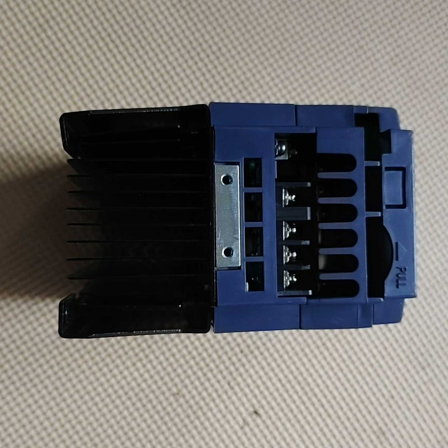 (询价)富士变频器，FRN0.75C1S-2J，功能