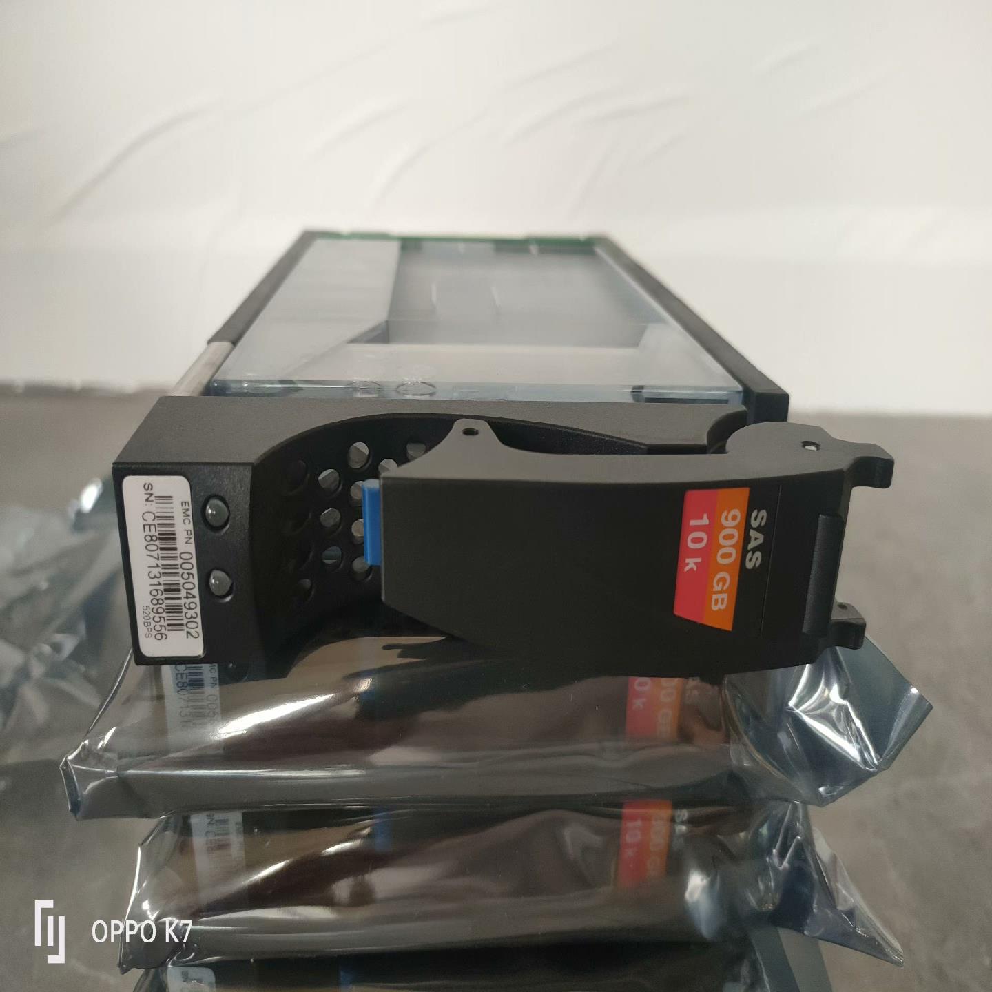 EMC 900G 10K SAS 005049302 （佳毅工控）