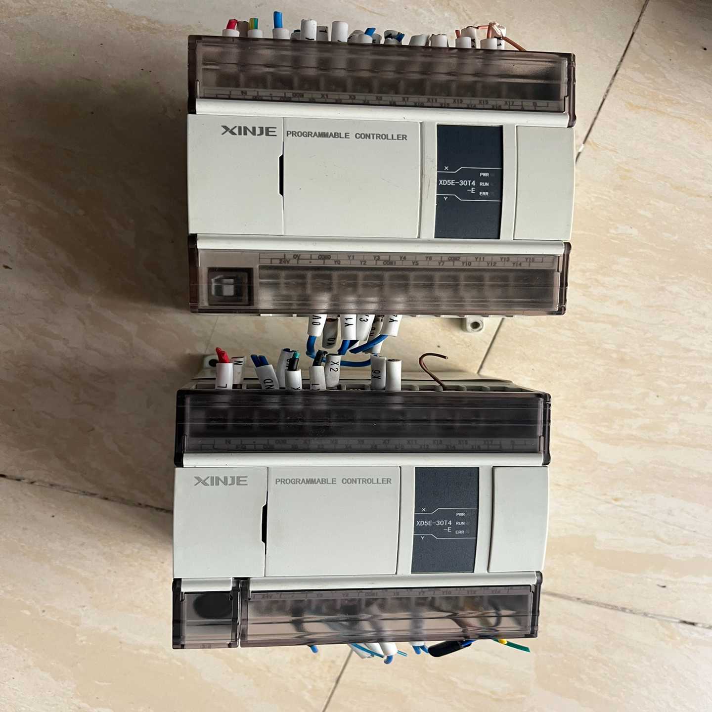 XINJE信捷PLC，型号XD5E-30T4-E，几乎全新，一议价商品