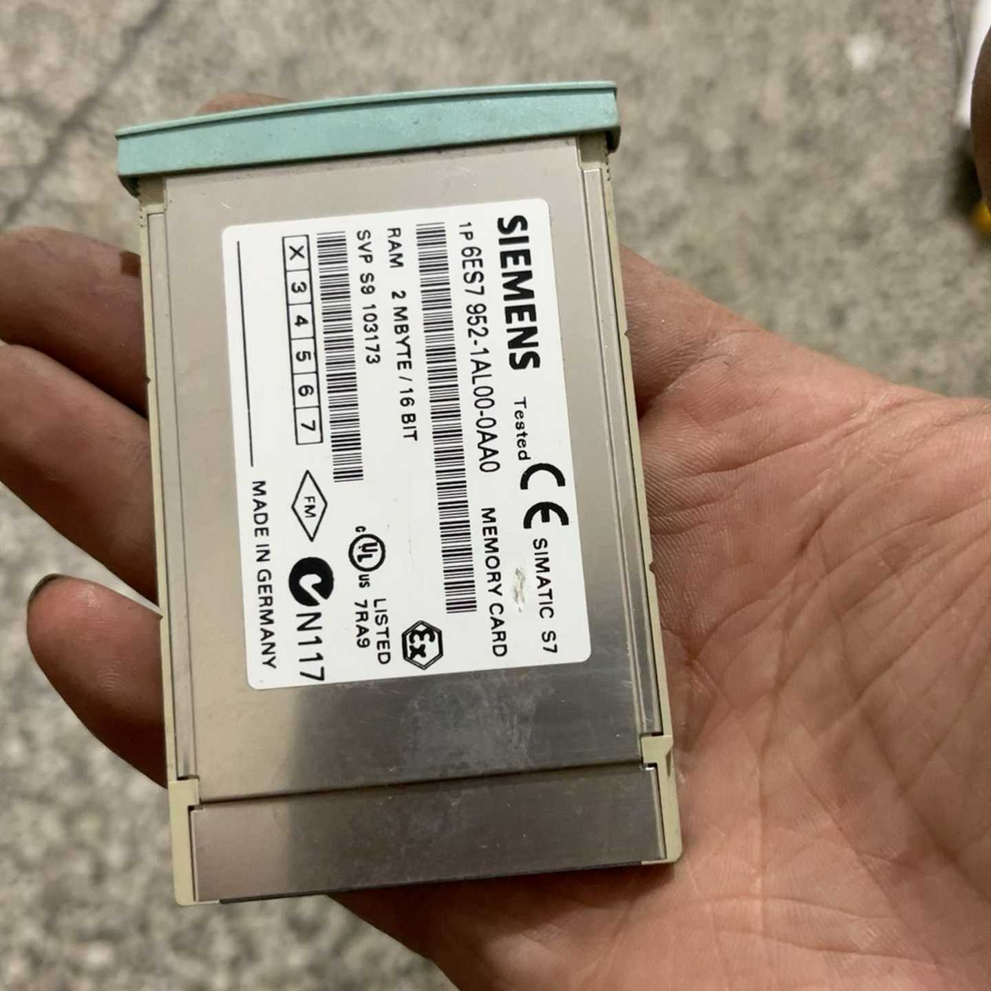 (询价)6ES7 952-1AL00-0AA0内存卡,实物如图