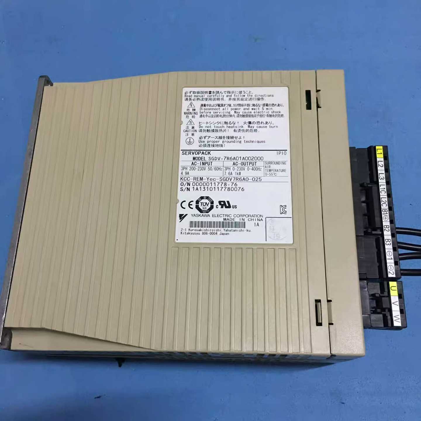 (询价)SGDV-7R6A01A002000安川伺服驱动器 实物图功