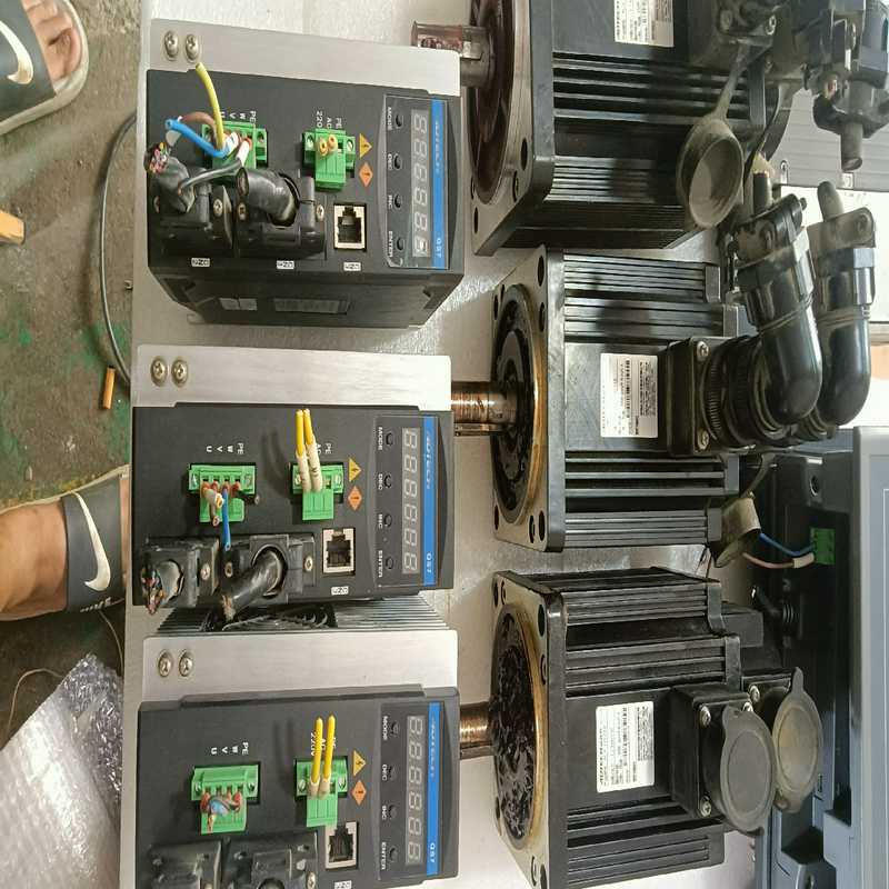 ，众为兴伺服驱动器QS7AA030M，电机ACH-1~议价