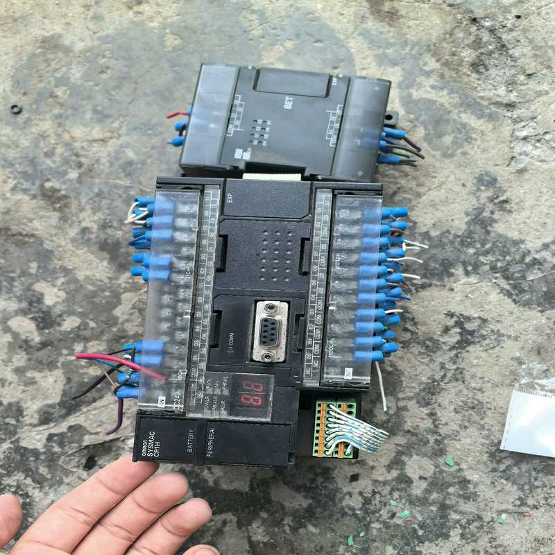 龙cp1h-xa40dt-d，模块，加扩展8路模块~询价