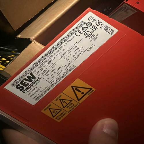 SEW变频器MC07B005-5A3-4-00拍照为实物【卡奥电子】