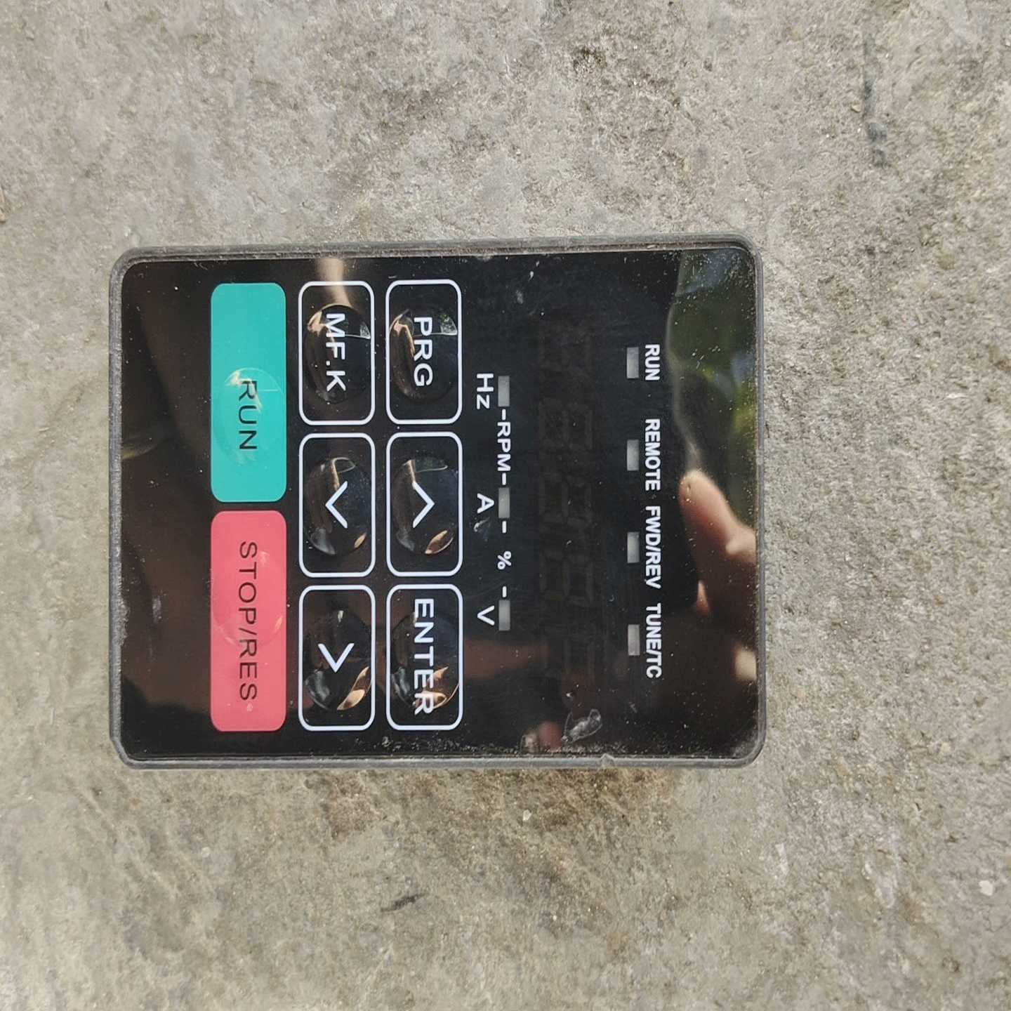 议价汇川变频器，汇川操作面板。MD310-KEY1拆机一个 包正