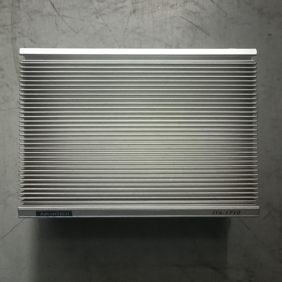 (询价)研华ITA-1710工控机，正常开机，，的联系我