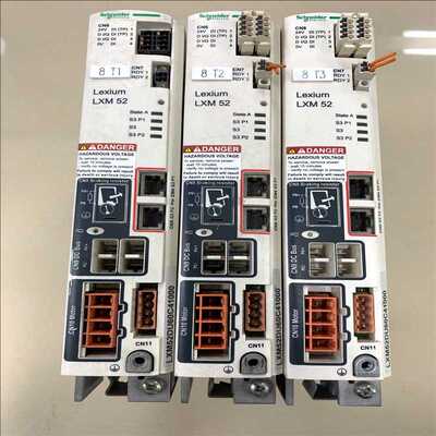 询价~驱动器LXM52DU60C41000 3台，需