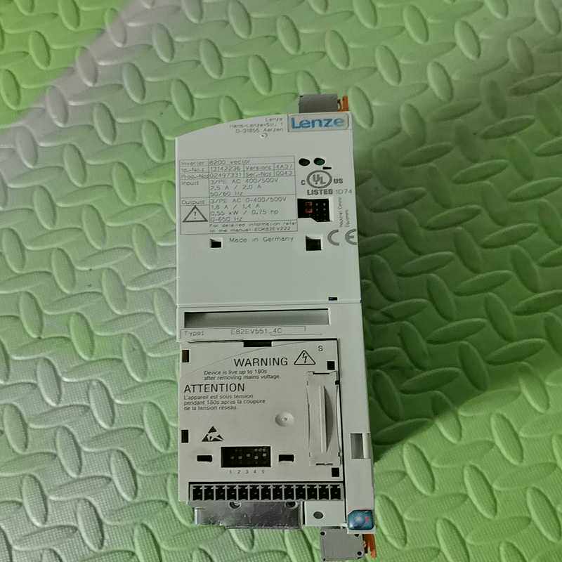 伦茨变频器E82EV551-4C 实物图不带IO板可测试 功（夫美商行）