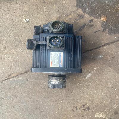 广数130SJT-M060D(AY4)伺服电机，功能正常，运询价