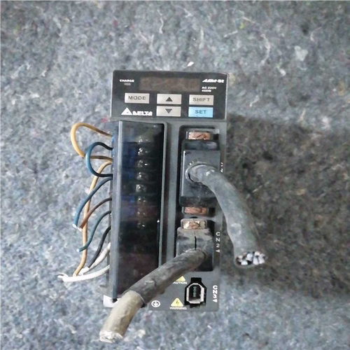议~台达伺服驱动器ASD-B2-0421-B成色如图，拍