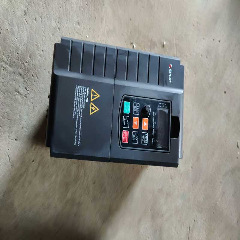 格立特VC8000-011G3/015P3变频器，成色新，实（gg设备）