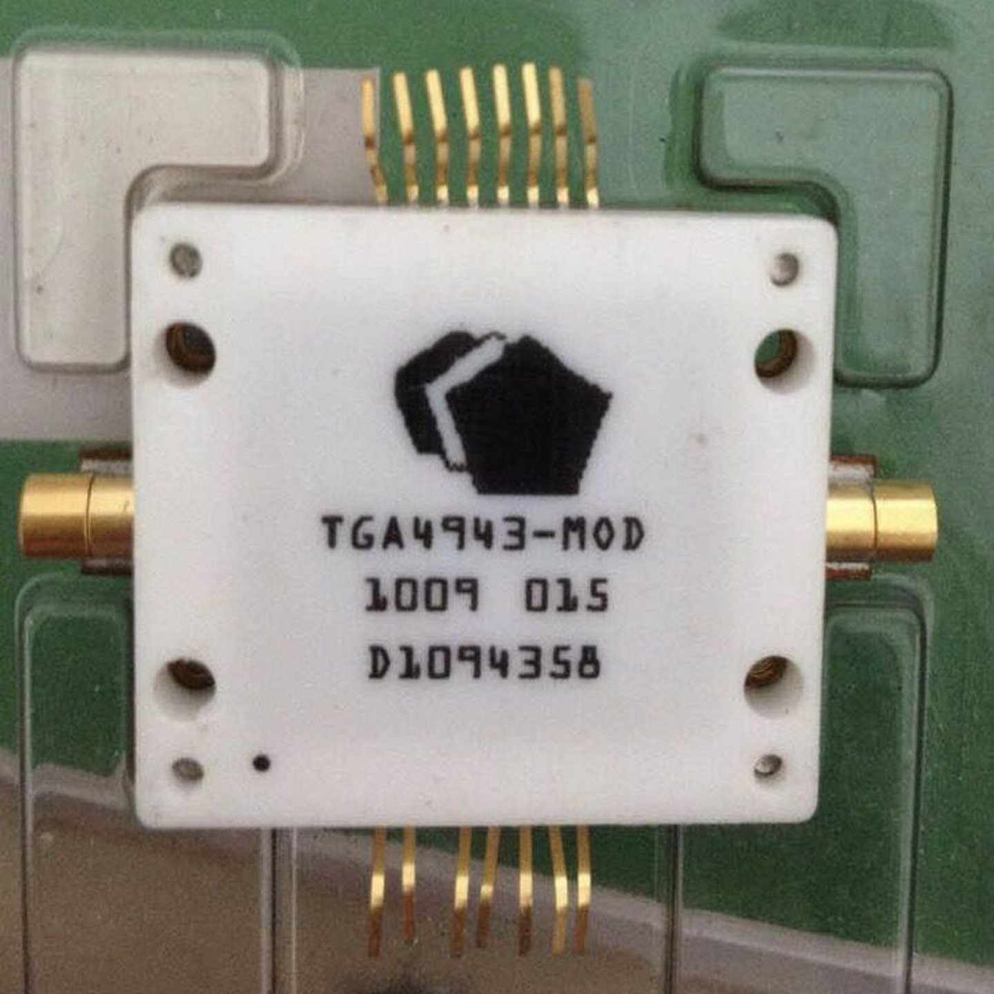 TriQuint 40&100G速率 DPSK 8Vpp 光（豆豆设备）