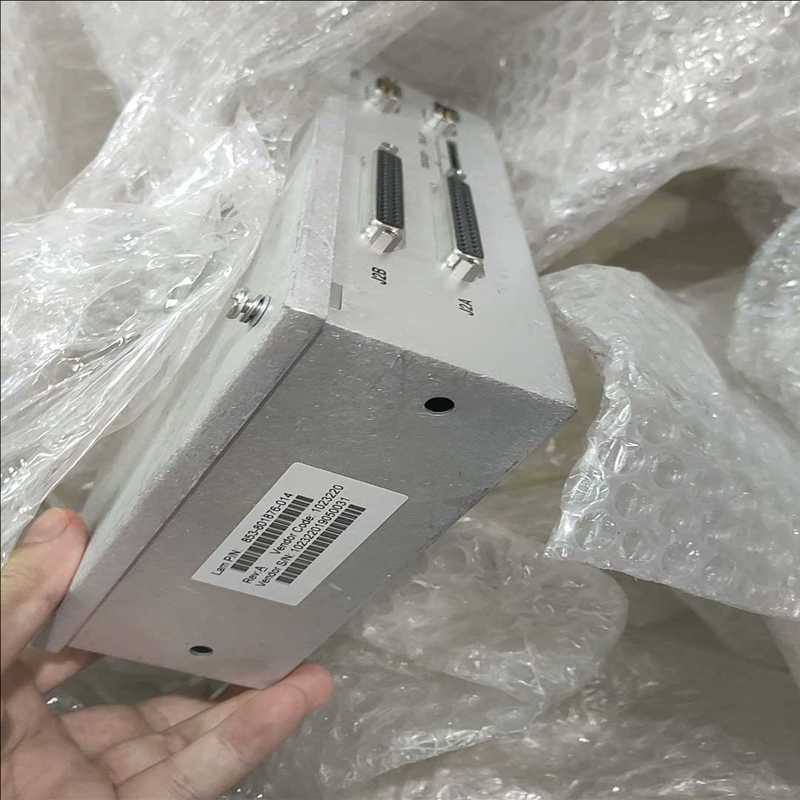 LAM RESEARCH 853-801876-014 RE（耶耶电子）