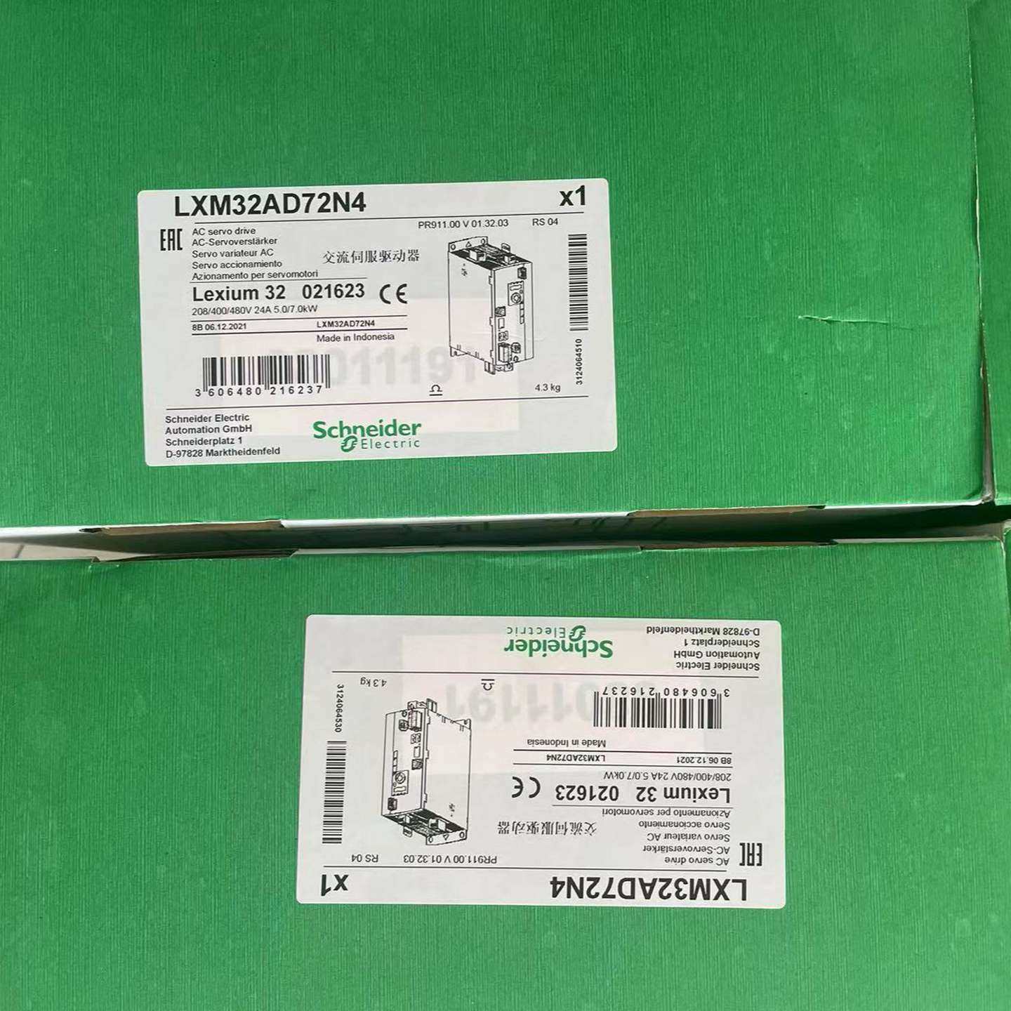 伺服LXM32AD72N4  6个，需~询价