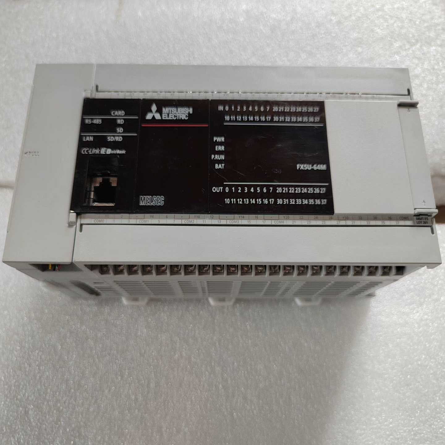 三菱FX5U-64MT/ES  实图拍摄  成色新（子云设备）