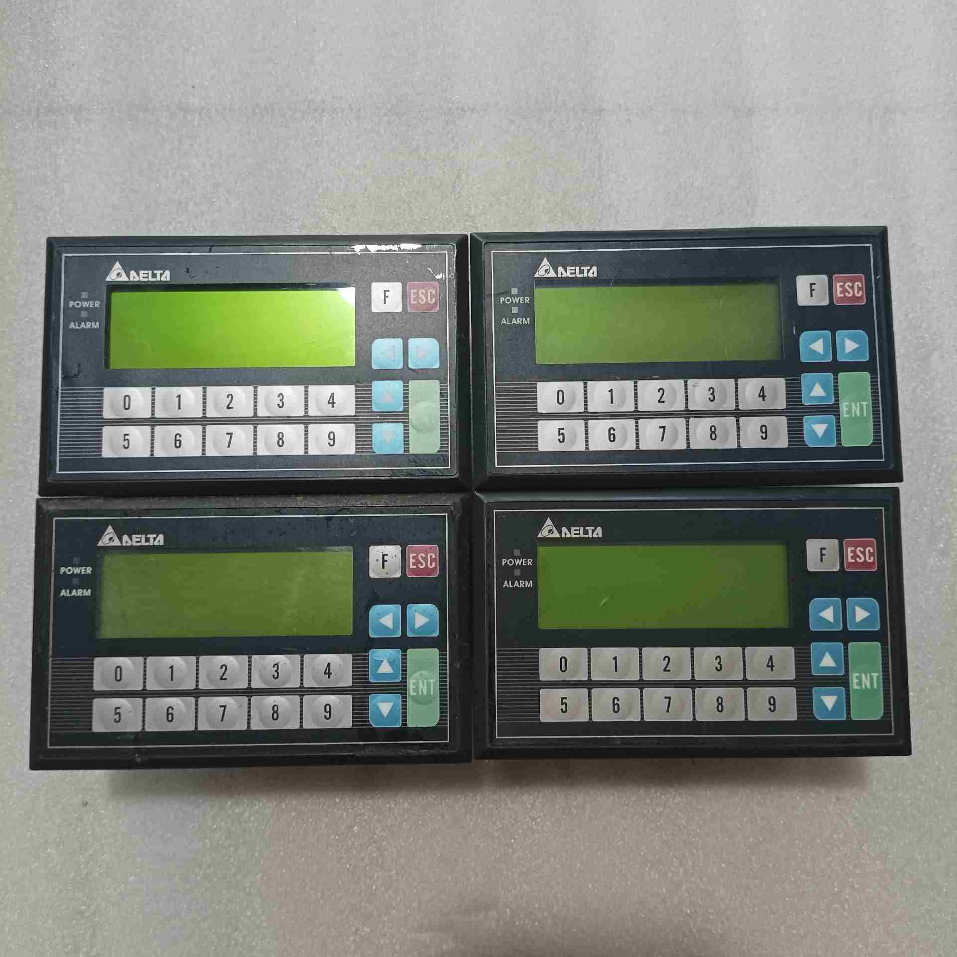 TP04P-20EXL1T台达文本，成色如图，质量包好{议价}