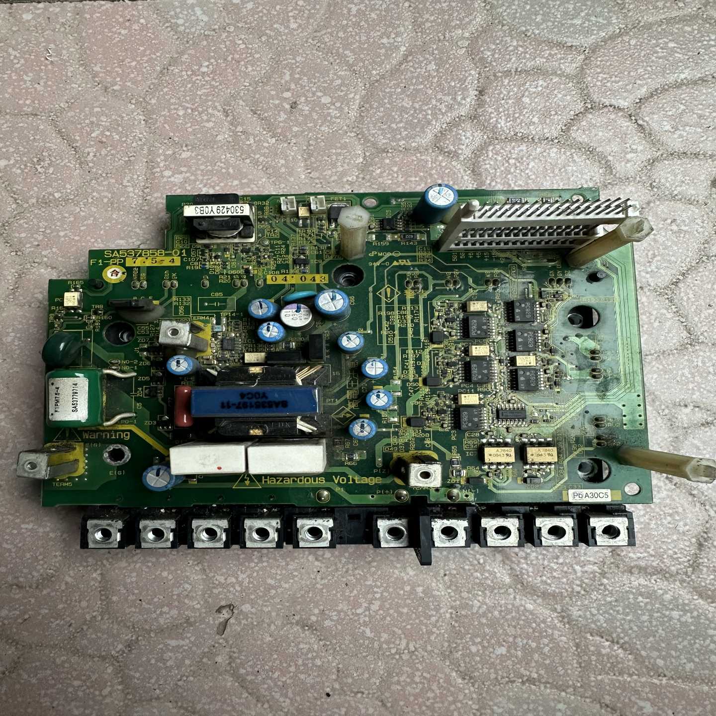 (询价)富士F1S变频器驱动板模块SA537858-01，11KW，