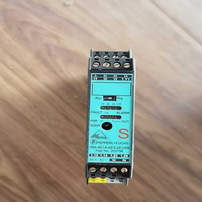 P+F   VBA-4E1A-KE3-ZEJ/SR  203（耶耶电子）