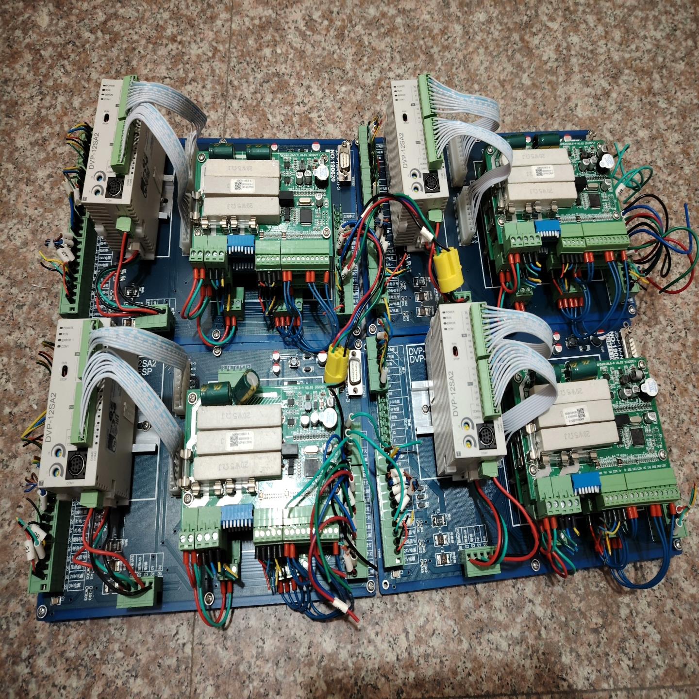 台达DVP-12SA2实物拍摄如图有4台需要分联系～【议价】