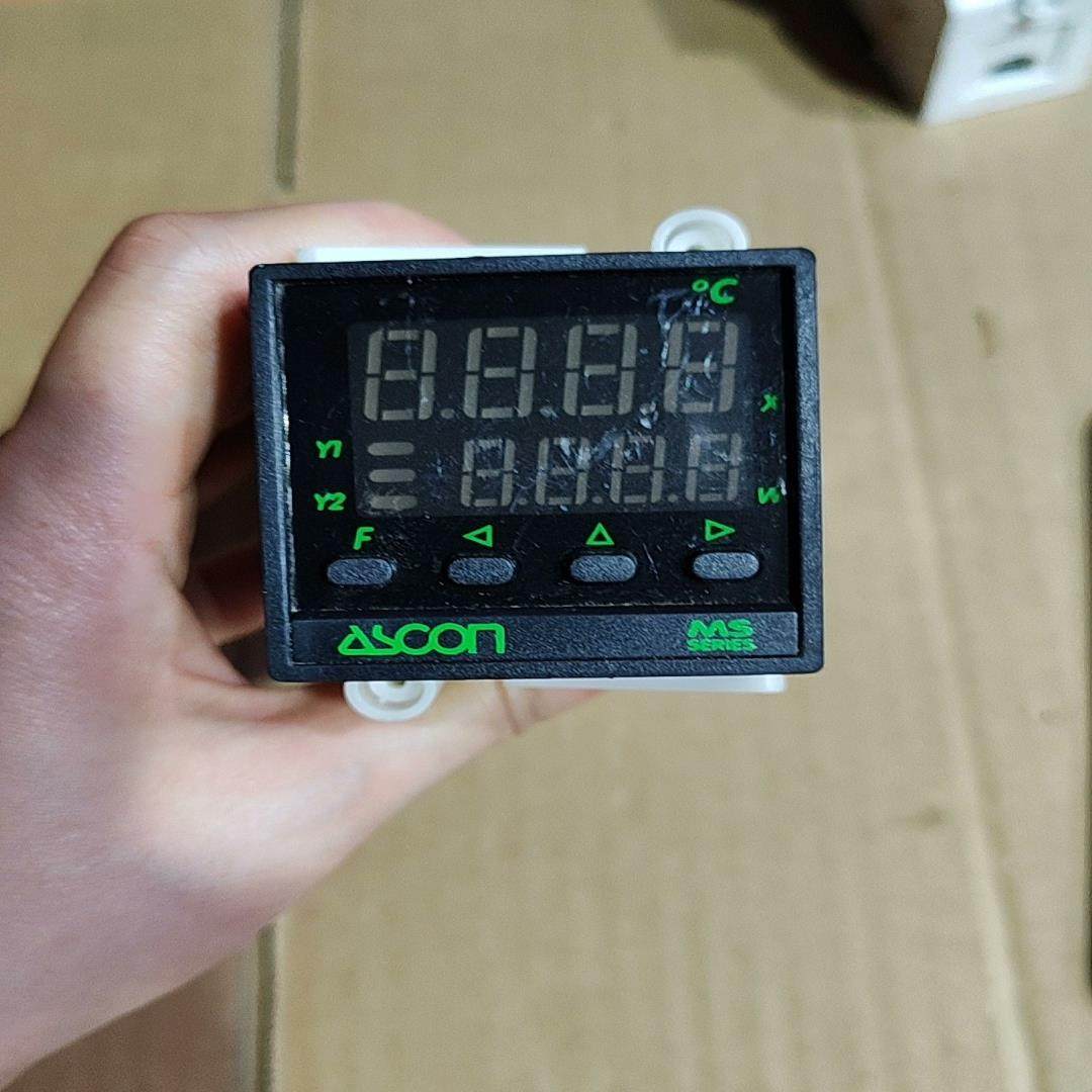 ASCON温控器，正品拆机，实物如图所示，188元包邮！一议价商品