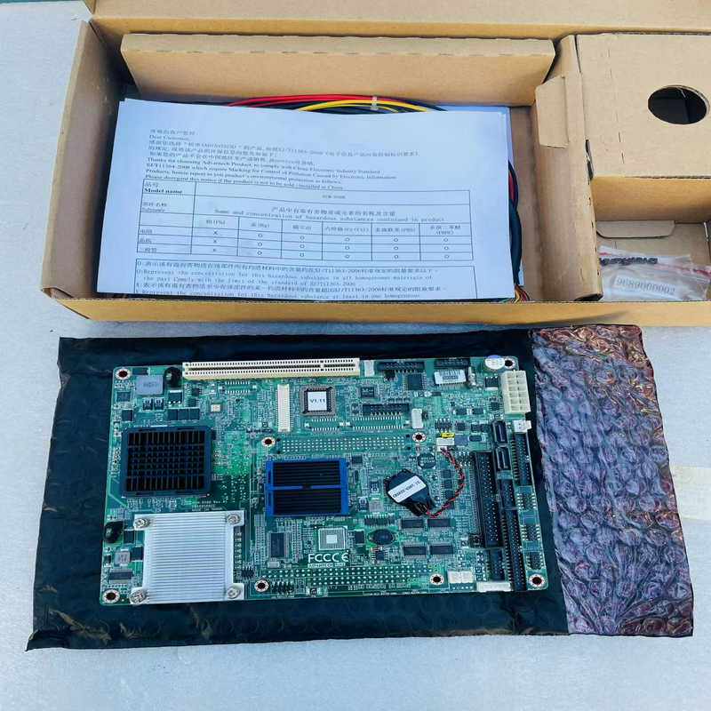 询价~研华库存PCM-9588L-M0A1E，没有使用过，