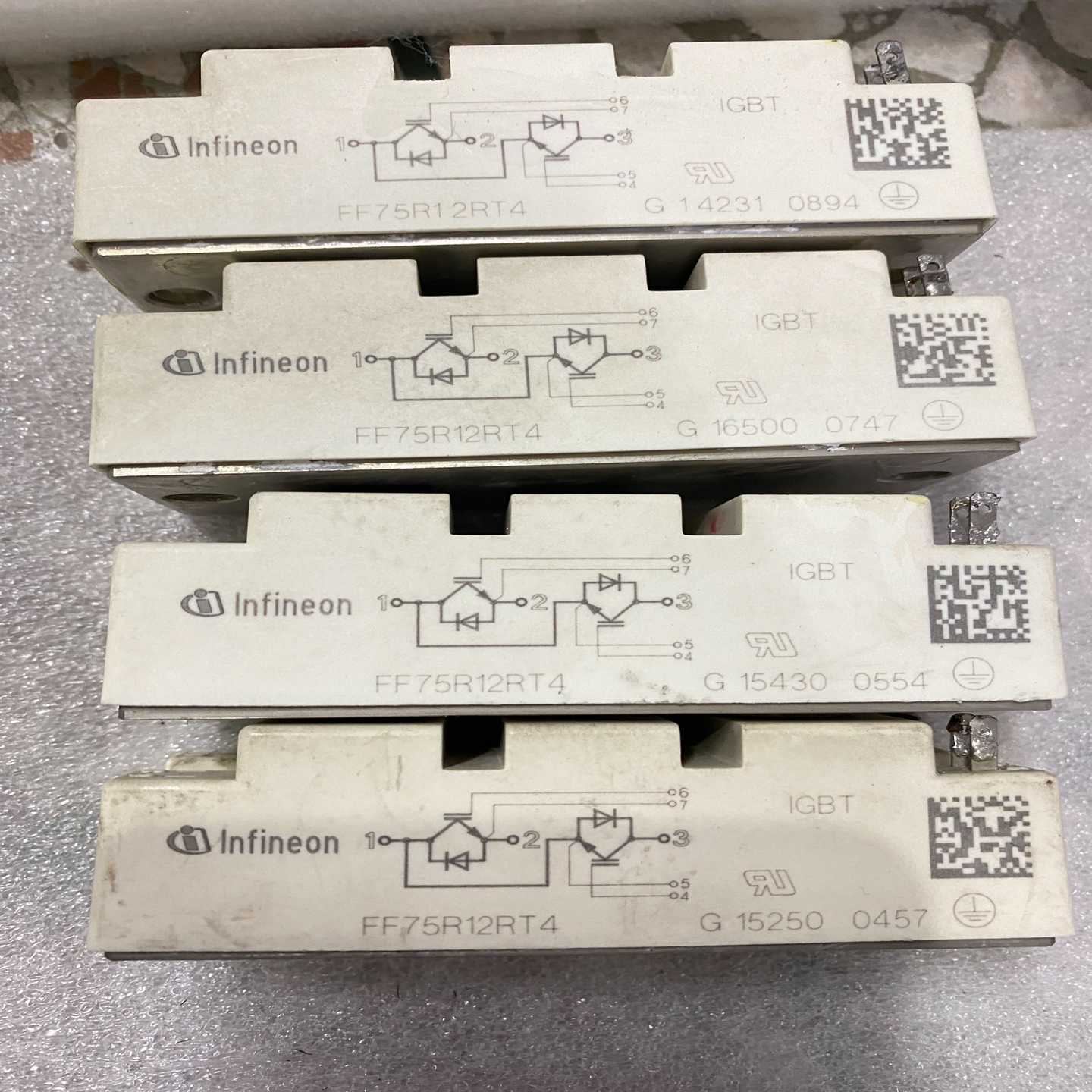 FF75R12RT4 FF100R12RT4 FF150R1【白零商行】