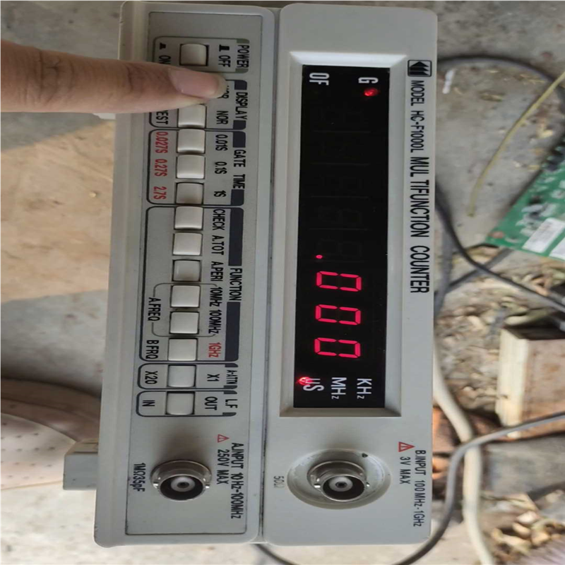 议~多功能频率计-F1000C 高精度频率计 数字频率计，成