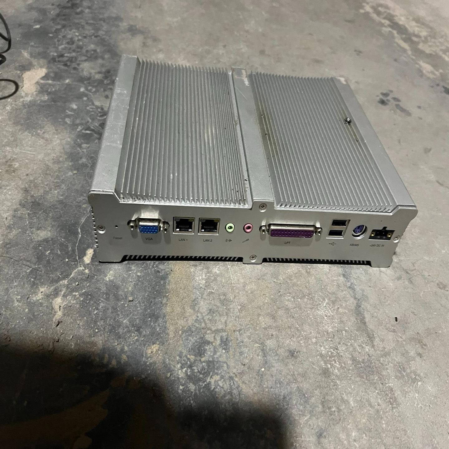 NISE3200工控机(德峰商行)